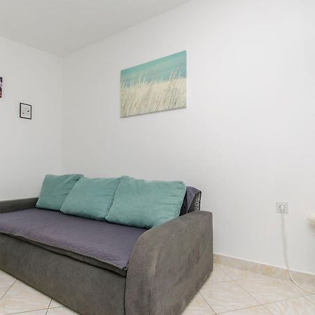 Apartment Seka Privlaka  Buitenkant foto