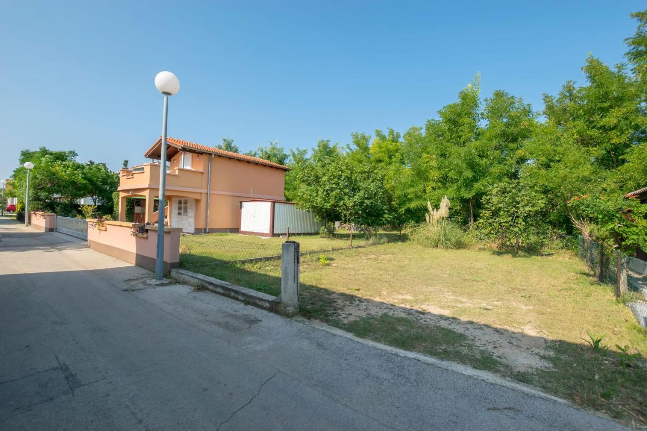 Apartment Seka Privlaka  Buitenkant foto